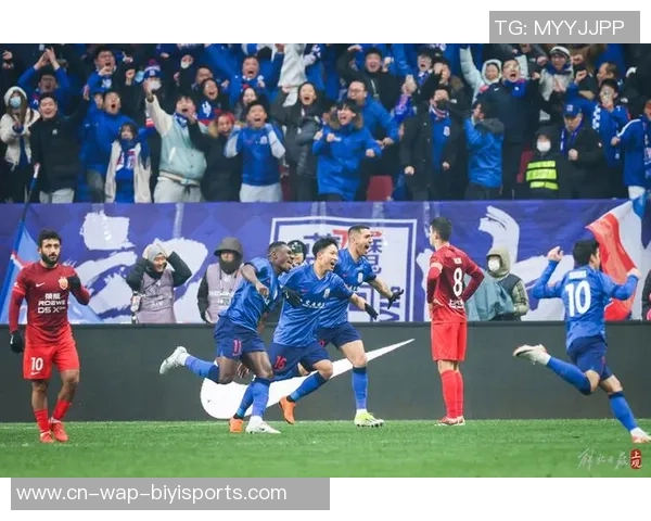 虹口足球场小林的精彩瞬间与球迷互动回顾